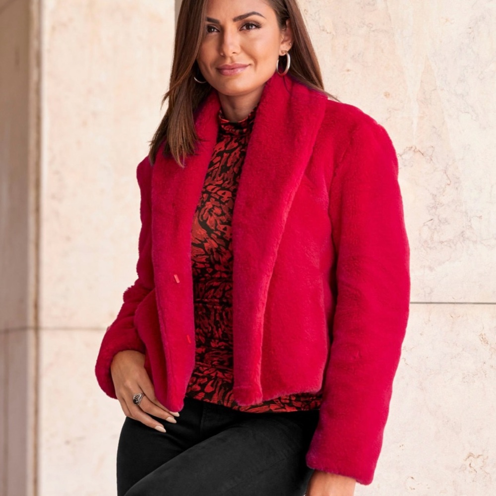 Boston Proper Cropped Chubby Faux Fur Jacket
Women's Red Faux Fur Jacket